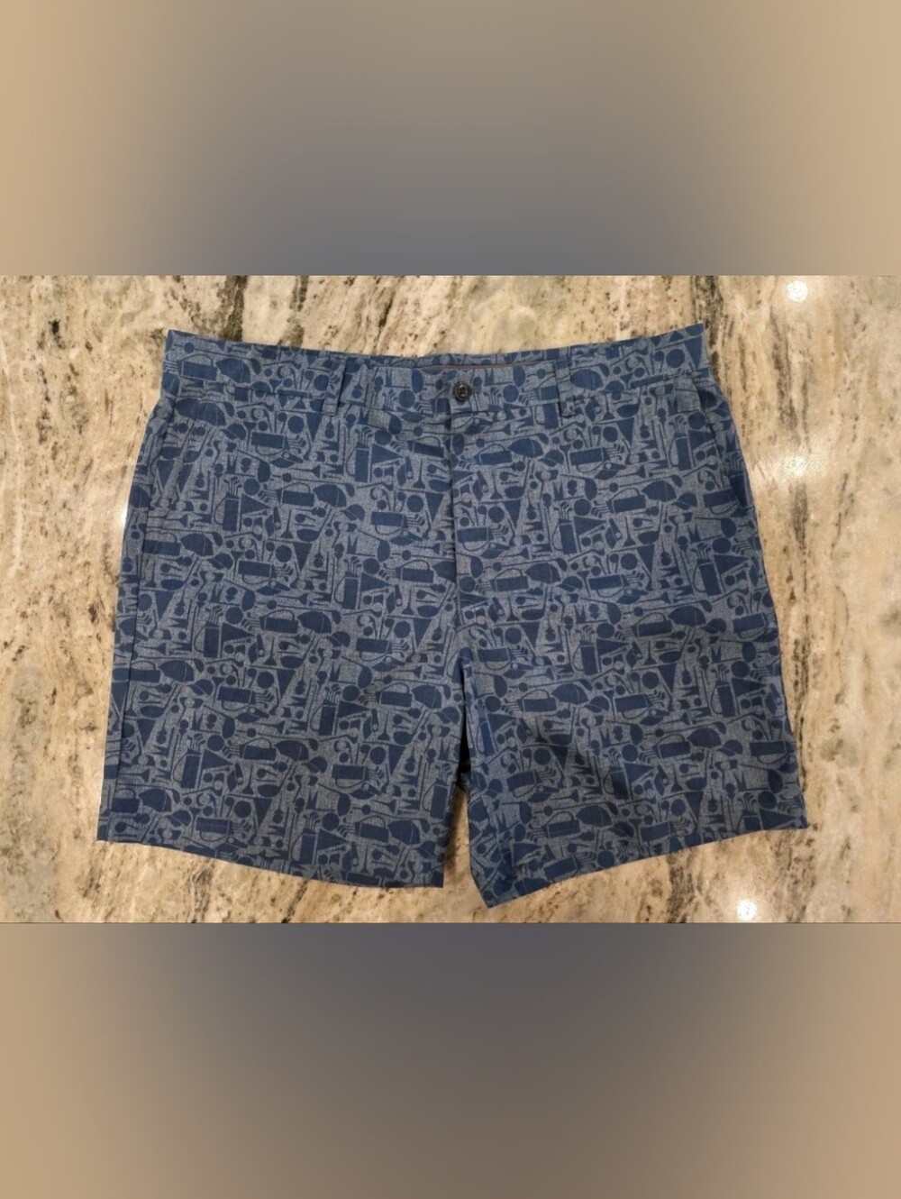 PGA TOUR Mens Golf Shorts Blue Golf Print Stretch Active Waistband Size 38
